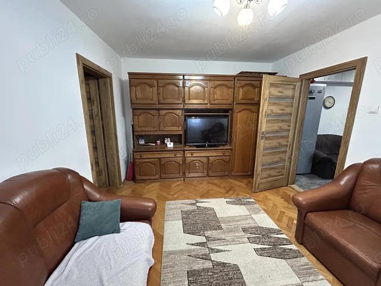 Inchiriez apart.3 cam.central,in spate la BCR,modern,centrala proprie - 10