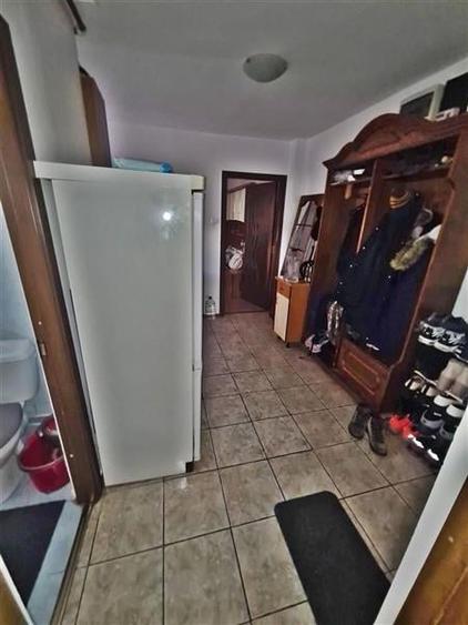 Apartament 2 camere decomandat intrare Racadau- Carpatilor - 9