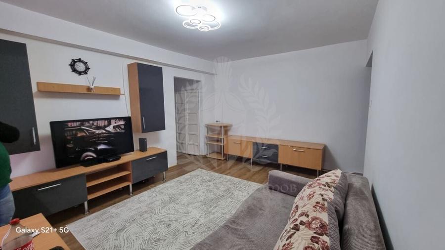 Inchiriere apartament, 2 camere, zona centrala, Ploiesti - 1