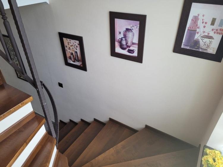 Casă spațioasă și modernă de 220 mp - 7