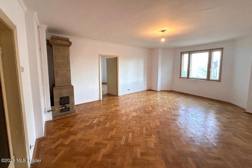 	B-dul Carol I nr. 59, 188 mpu, etaj 3, 6 camere, bloc mic - 2