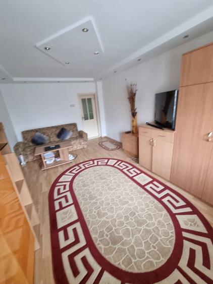 De vanzare apartament 2 camere - 2