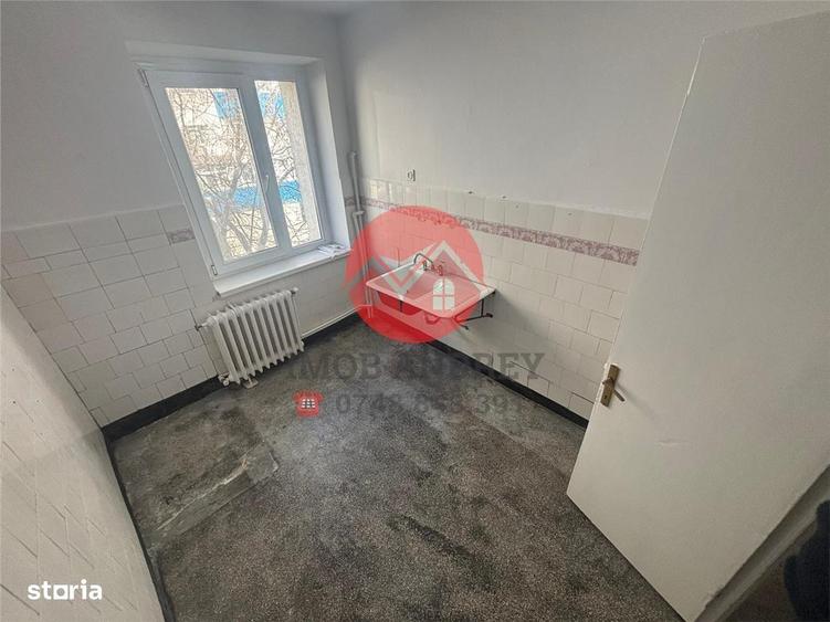 Apartament 2 camere decomandat 42 mp ultracentral etaj 3 bloc reabilit - 3