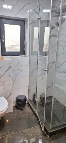 Vanzare apartament  3 camere,vedere către Coloana Infinit, 168000 € - 6