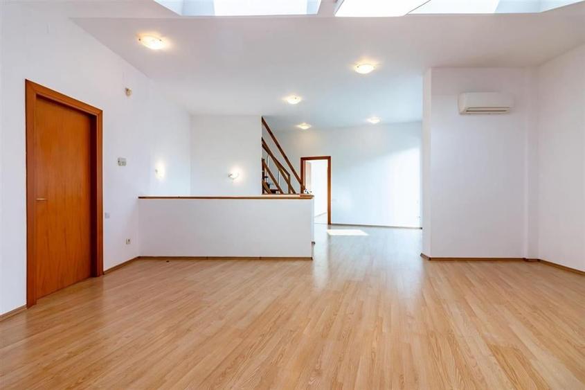 Vila individuala P+1+M / Jolie Ville / Cambrige - 17