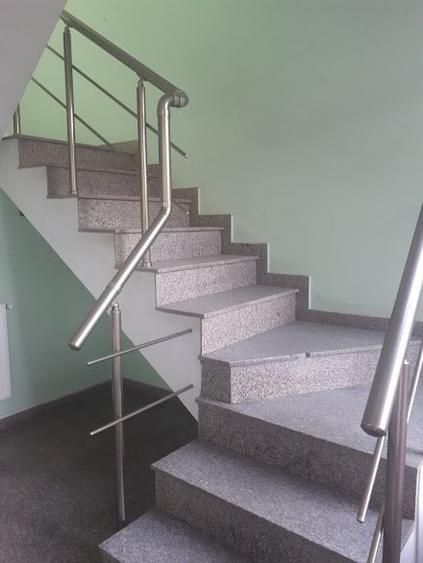 Cladire Birouri- 3 niveluri + 2 corpuri - 15