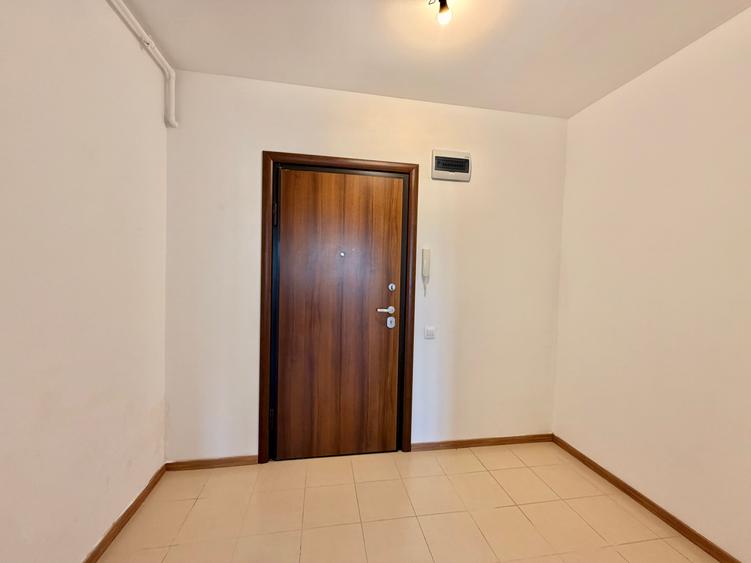 Apartament cu 2 camere nemobilat de inchiriat in zona Astra ,et 8/11 - 7