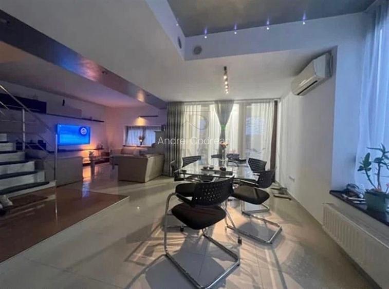 Triplex - Zona Torontalului - 3 Dormitoare - 2 Dressing-uri - Garaj - Curte spat Triplex - Zona Torontalului - 3 Dormitoare - 2 Dressing-uri - Garaj - Curte spat