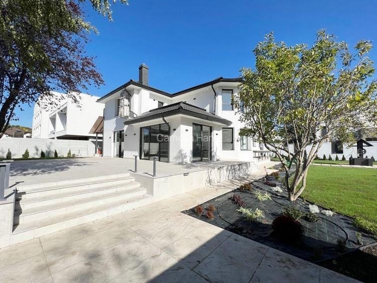 Vila individuala, 500mp, 6 camere, renovata complet, teren 1032mp, Iancu Nicolae