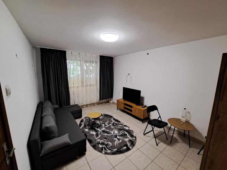 Apartament cu 2 camere decomandat în Colentina