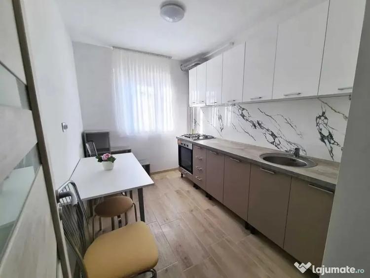 Apartament cu 2 camere semidecomandat în Malu Roșu