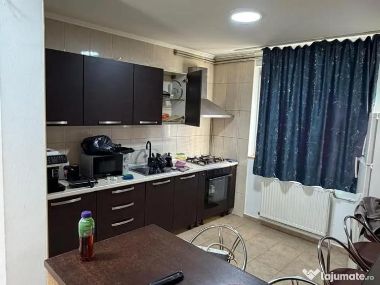 Casa de vanzare sau inchiriere - 5