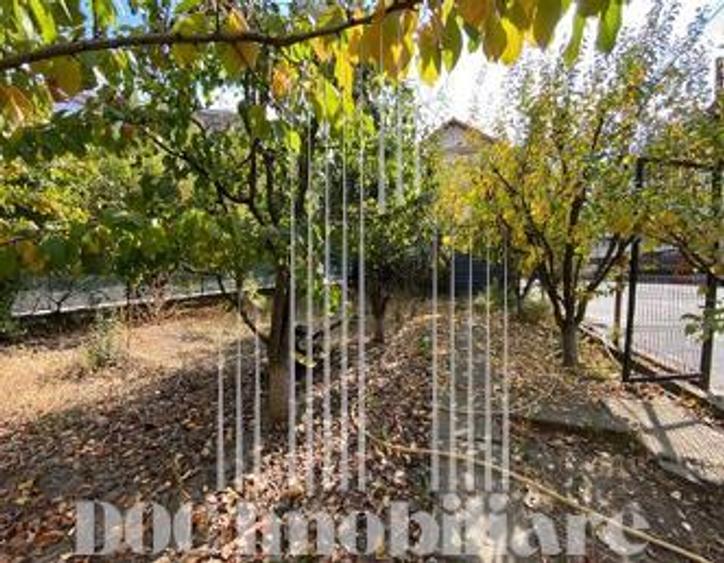 Vanzare  2 terenuriIBragadiru-DiamantuluiIUtilitatiIComision 0% - 5