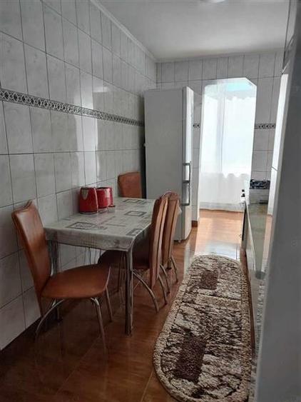 Decomandat, 2 locuri parcare, Astra, Brasov - 2