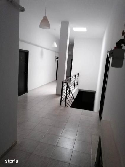 Apartament cu 2 camere, mobilat în Central