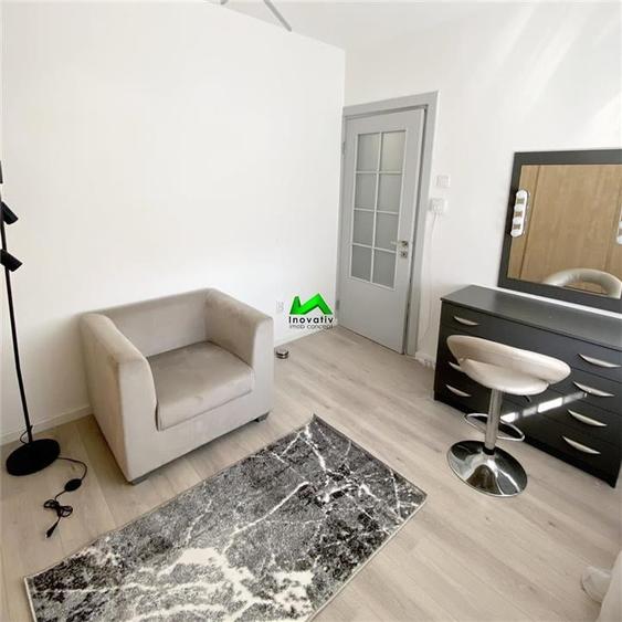 Apartament modern de inchiriat 3 camere Sibiu Strand - 8