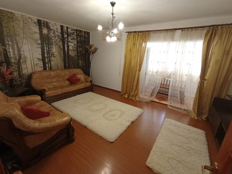 Apartament 3 camere Frumoasa-Continental, decomandat, etaj 4/8 - 2