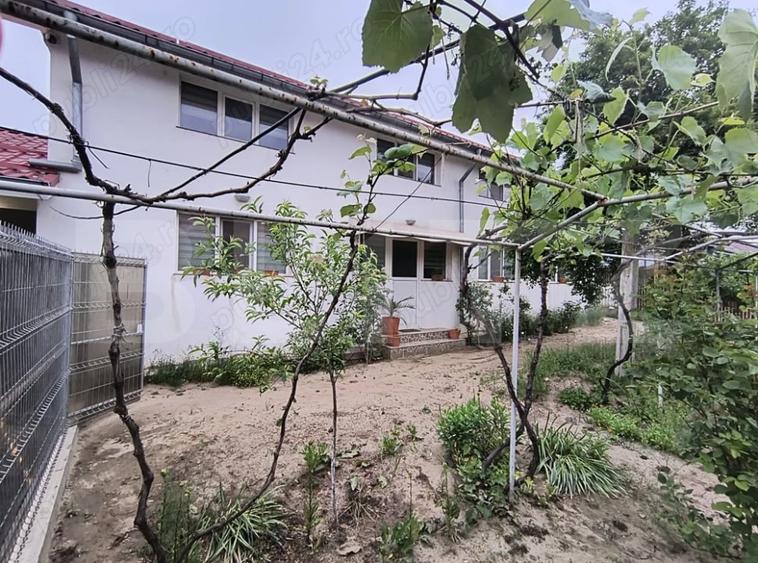 Casa P+M 210 mp utili Craiova, teren 884 mp, cartier Facai - 10