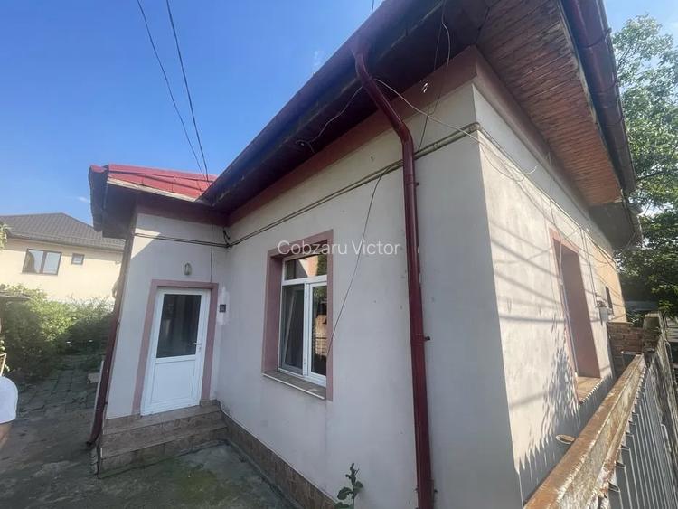 CASĂ DE VÂNZARE CU 3 CAMERE IN ZONA BUCUREȘTI-NOI SEC.1 CASĂ DE VÂNZARE CU 3 CAMERE IN ZONA BUCUREȘTI-NOI SEC.1
