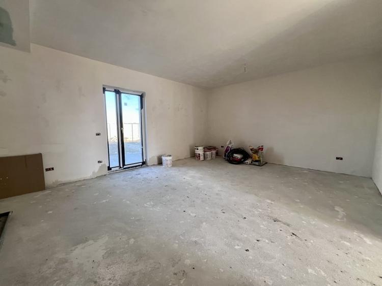 Duplex spatios, 5 camere, 102 mp utili, teren 285 mp - Ghiroda - 1
