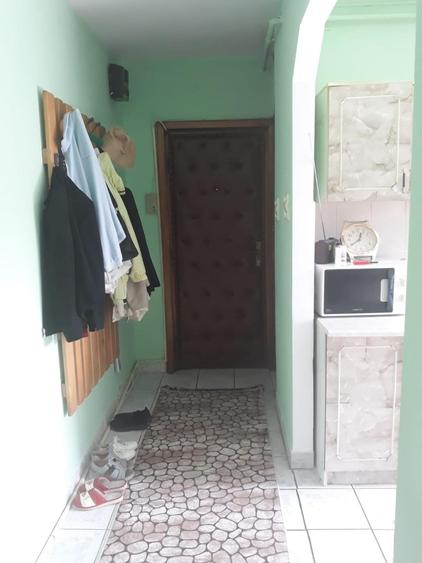Vand apartament cu 2 camere cf. 1, decomandat, etaj 4/4, zoan Bld.  Panduurilor - 4