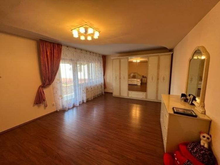 Casa moderna P+1E+M Lugoj 511mp - 18