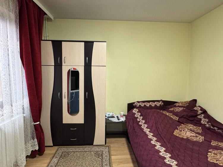 IMOBIL cu 3 cladiri, 14 camere, 6 bai, T= 611 mp, ultracentral,Caracal - 4