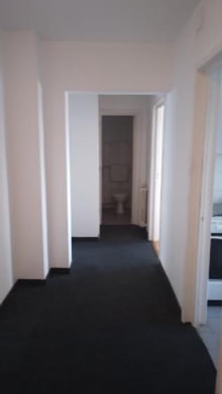 Decebal P-ta Alba Iulia,bl.1995,6/8,decomandat, stradal,geam la baie,balcon. - 5