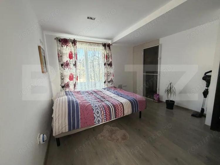 Casa cu 4 camere,baie, bucatarie, teren 800 mp - 4