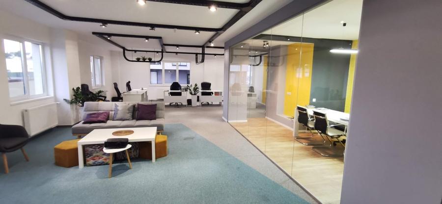 Spatiu birouri modern 220 mp  zona OMV Calea Turzii + parcari - 1