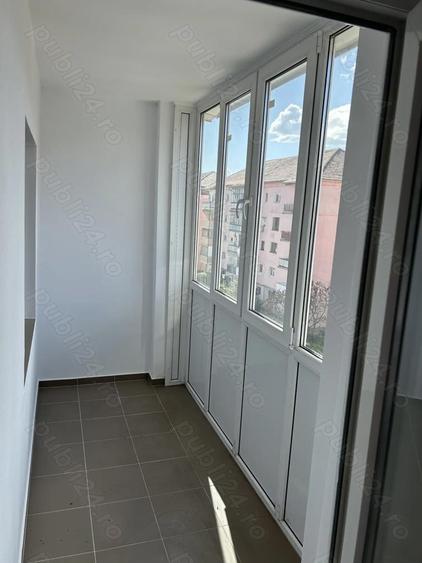 Apartament de vanzare cu 4 camere - 7