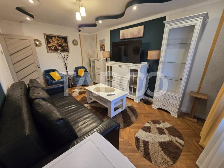 Apartament decomandat 3 camere balcon pivnita lift Vasile Aaron Sibiu - 1