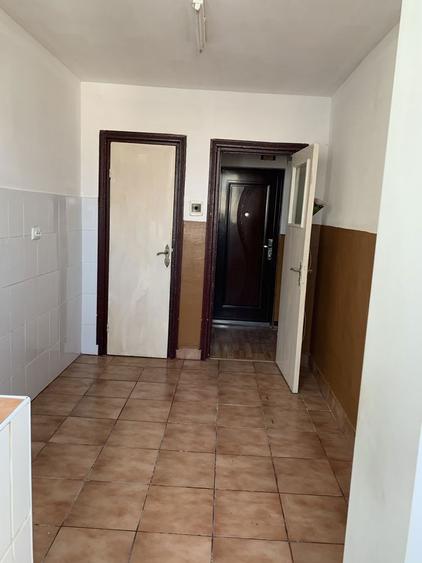 Apartament spatios cu 3 camere si terasa generoasa Rogerius, Oradea - 2