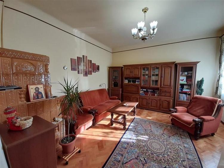 Vanzare casa, zona Centrala (ID 668) - 3