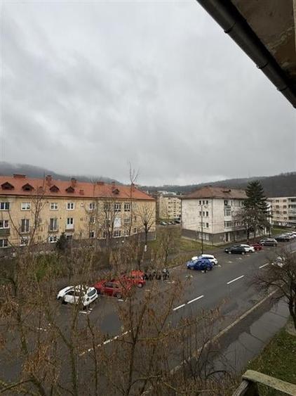 Ap. 2 camere , Lunca , bloc caramida - 1