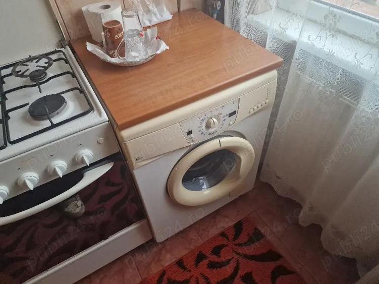 Ap 2 cam, etaj2 , decomandat,utilat,balcon,centrala, zona Spiru Haret - 6