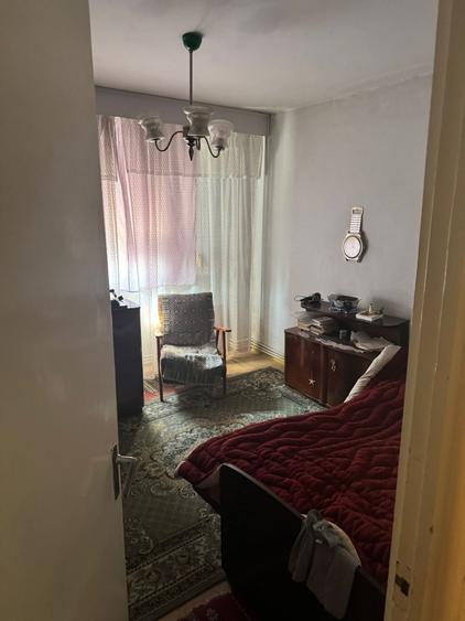 Apartament 4 camere, 80 mp, decomandat, vedere Calea Calarasilor. - 3