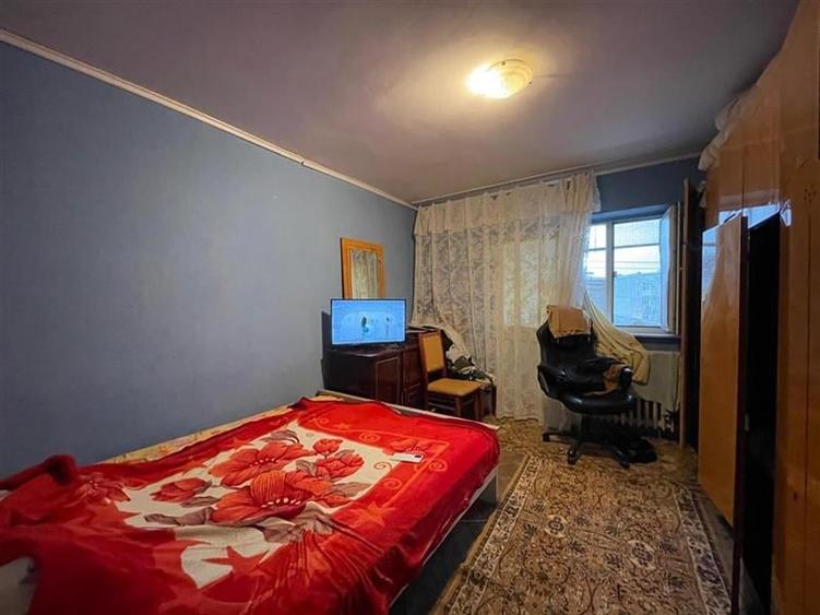 Apartament 3 camere de vanzare zona ultracentrala- Tulcea - 4