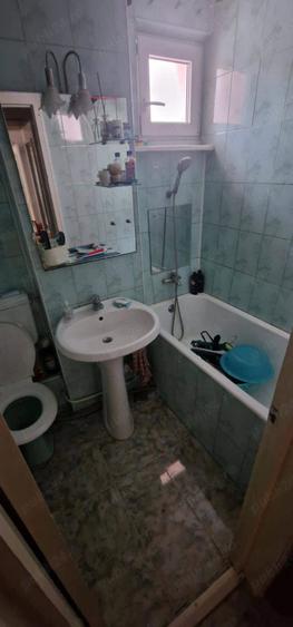 Ap 2 Cam,la cheie,semimobilat,semiutilat,45mp,etaj1,balcon,Centrala termica,termoizolata - 7