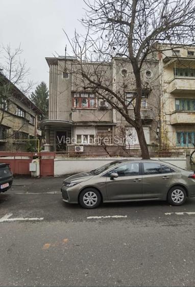 Vanzare apartament de 3 camere Vila Cotroceni Vanzare apartament de 3 camere Vila Cotroceni