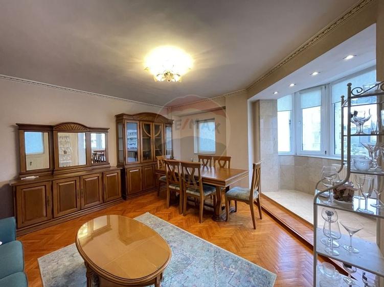 Apartament de inchiriat Horoscop,  Piata Unirii - 5