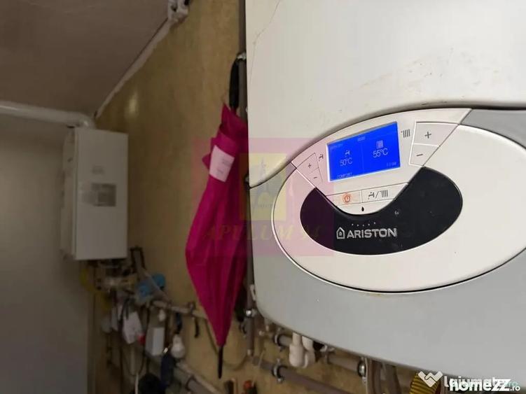 Casă cu 7 camere cu Teren 370 Mp în Cățelu