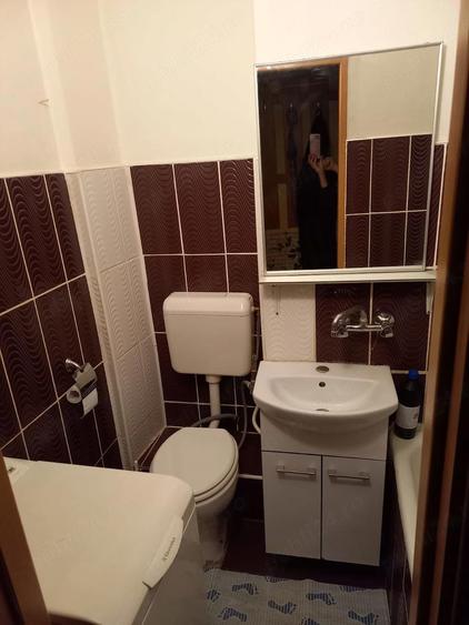 Vand urgent!!! Ap 2 cam Vlaicu Str. Saturn et. 3 - 4