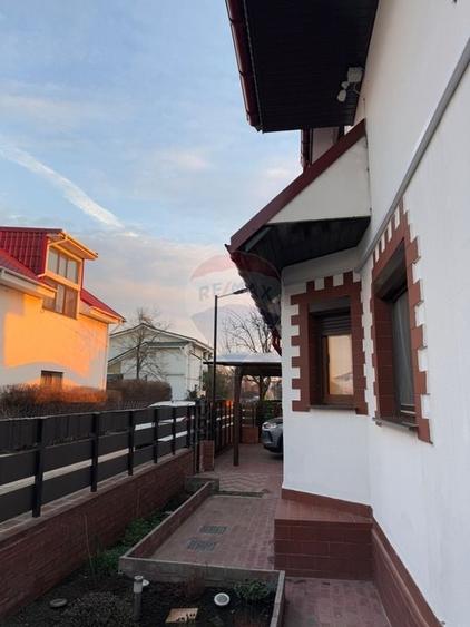 Vila cu 5 camere de vanzare Darza- Crevedia - 30