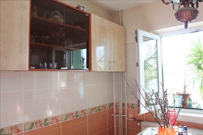 Apartament zona Soarelui - 4