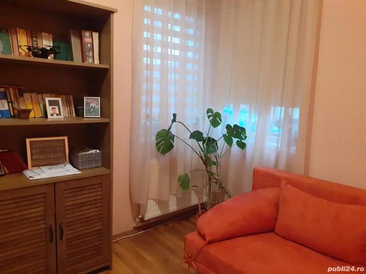 Vanzare Casa din caramida, supr. totala este de 387.mp., supr. const.121mp., str. Garii cu M. Bravu - 6