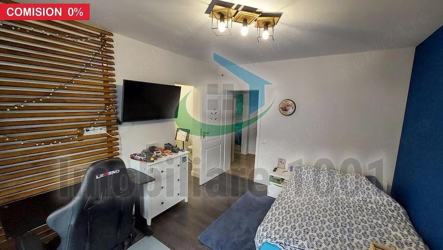 Grosi, casa 4 camere, 3 bai, suprafata 130 mp, teren 532 mp, zona Castel Transilvania, comision 0 - 2