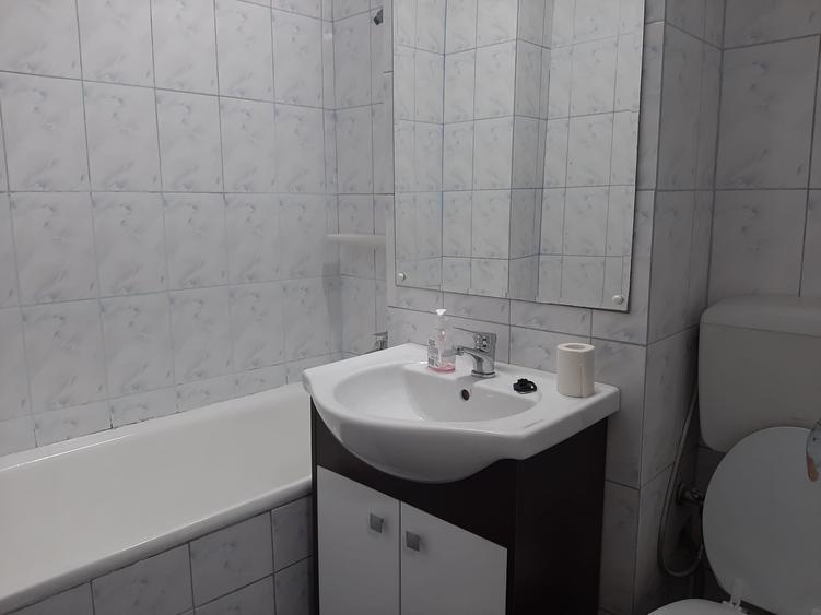 Titan-PARC IOR-Cinema Gloria - 12