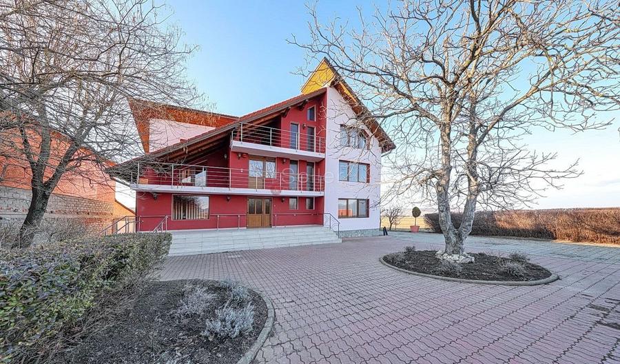 Proximitate fata de Castelul Bran - 30