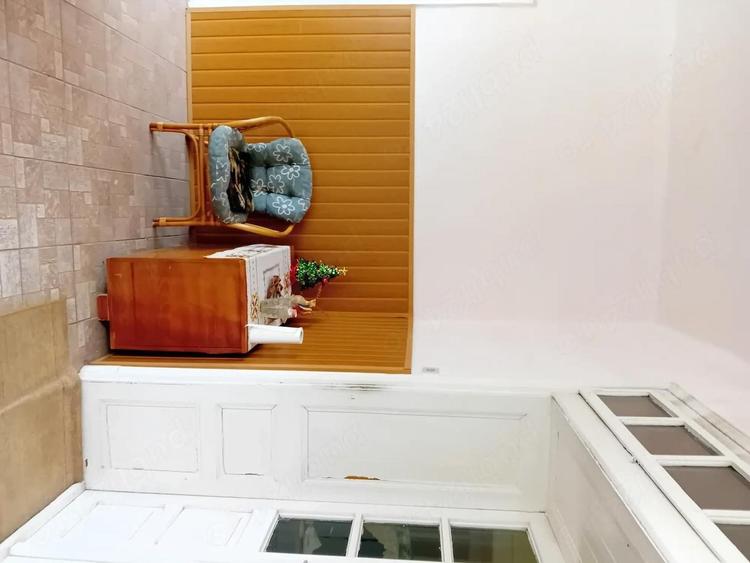 Proprietar, vand casa cu gradina mare in Hitia? - 1